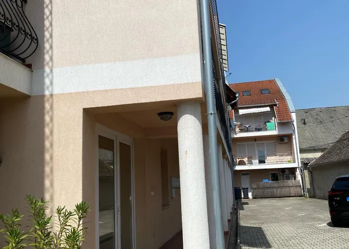 아파트 Luca 하르카니